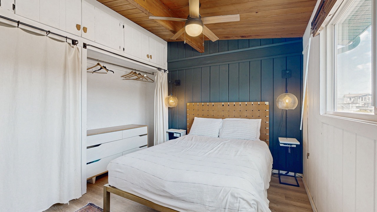 Photo of Bedroom in Cape Meares