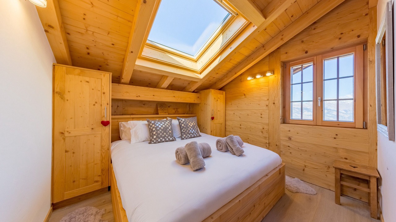 Photo of Bedroom in Saint-Pierre-de-Clages