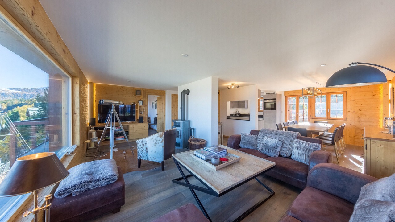 Photo of Livingroom in Saint-Pierre-de-Clages