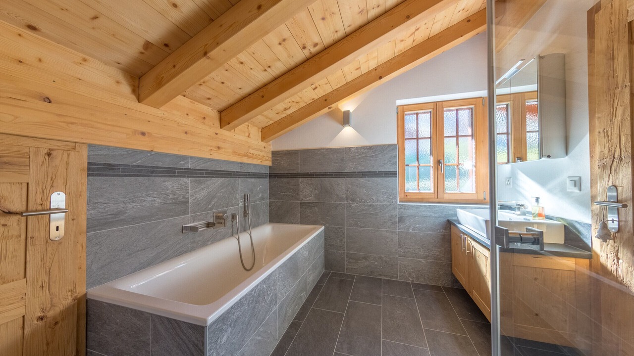 Photo of Bathroom in Saint-Pierre-de-Clages