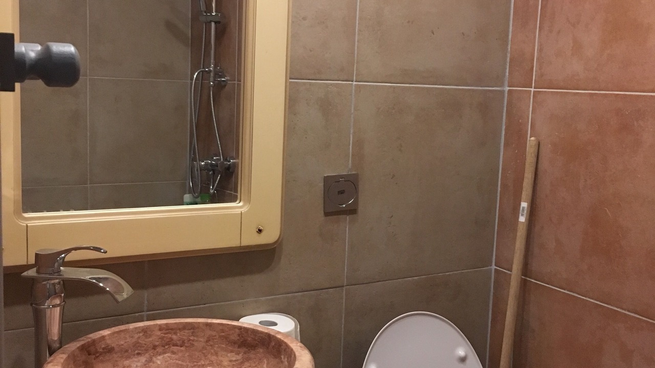 Photo of Bathroom in Capestang