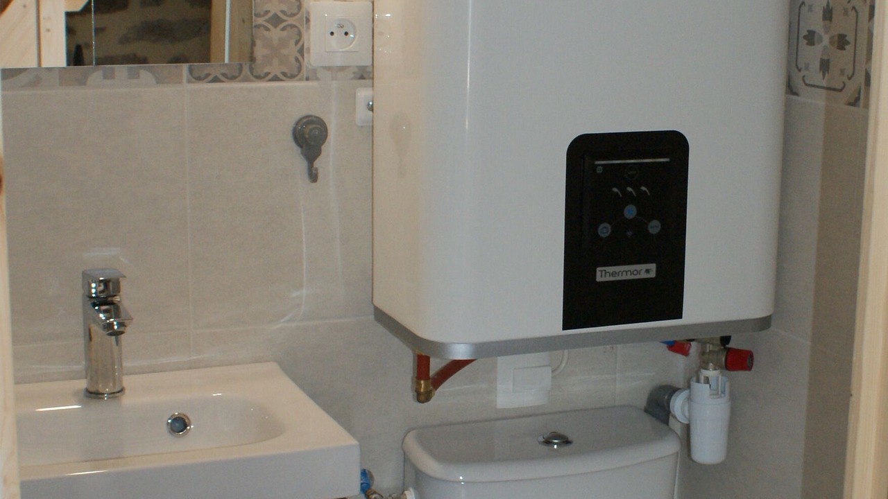 Photo of Bathroom in Montfarville