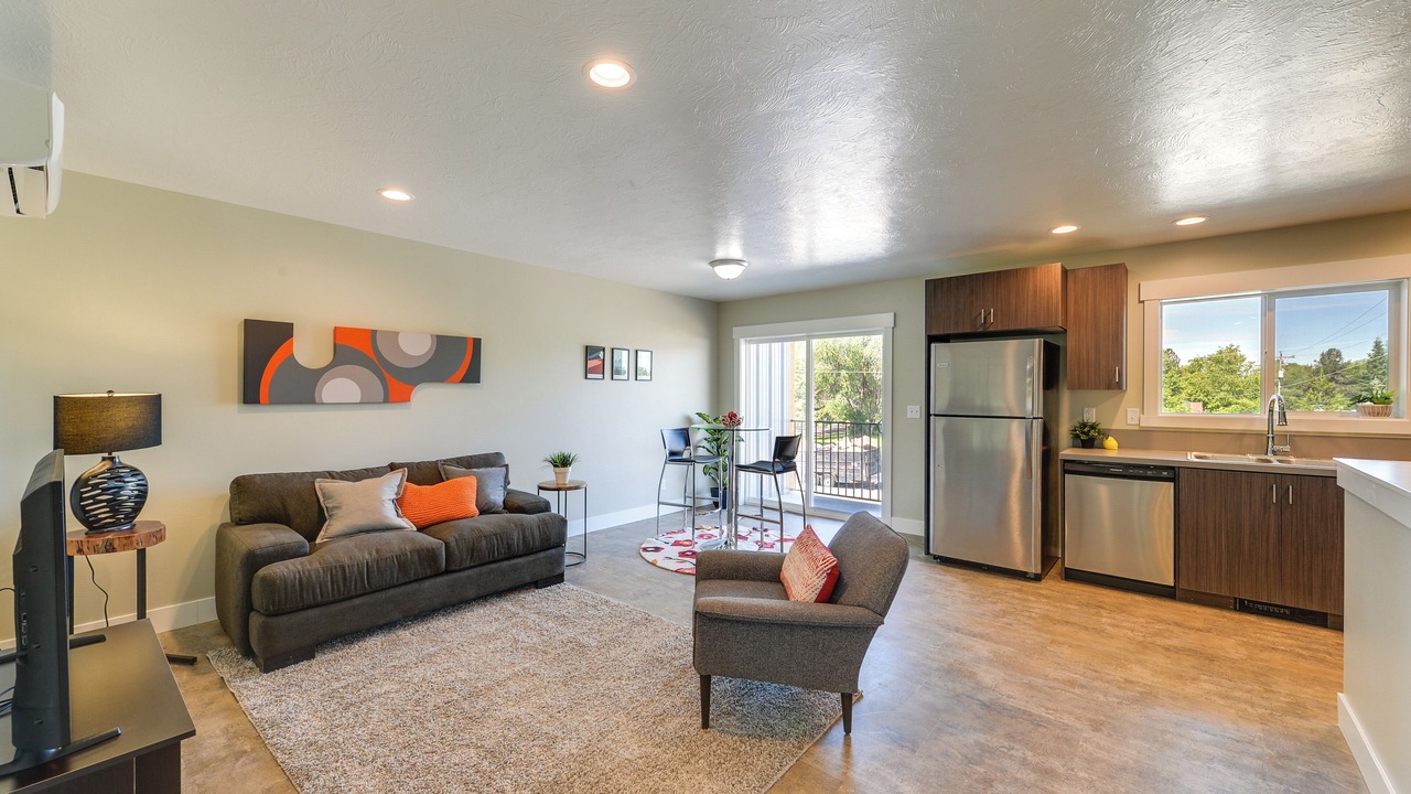 Photo of Livingroom in St. Anthony