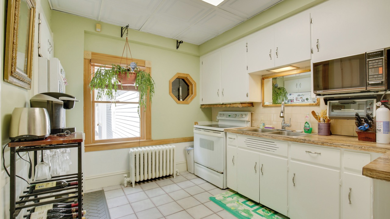 Photo of Kitchen in Beverly