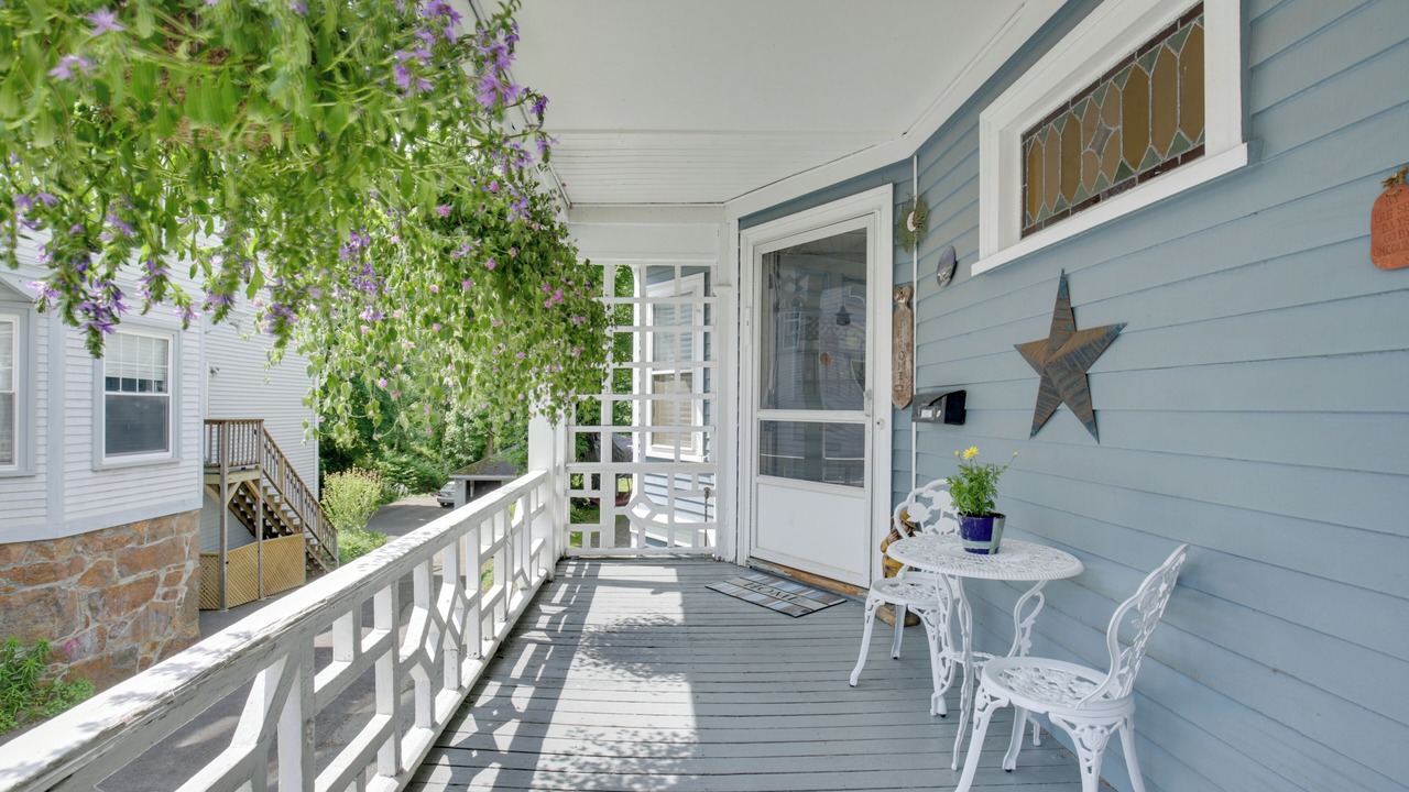 Photo of Others in Beverly