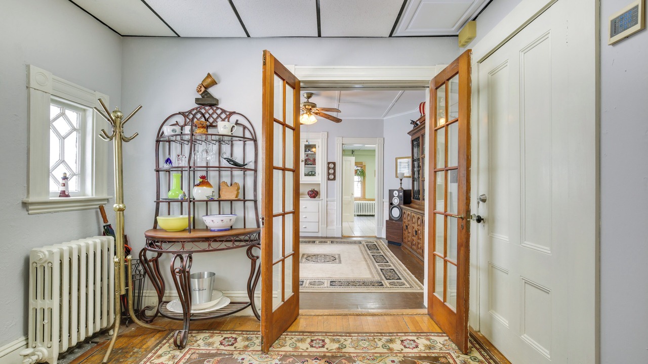 Photo of Others in Beverly