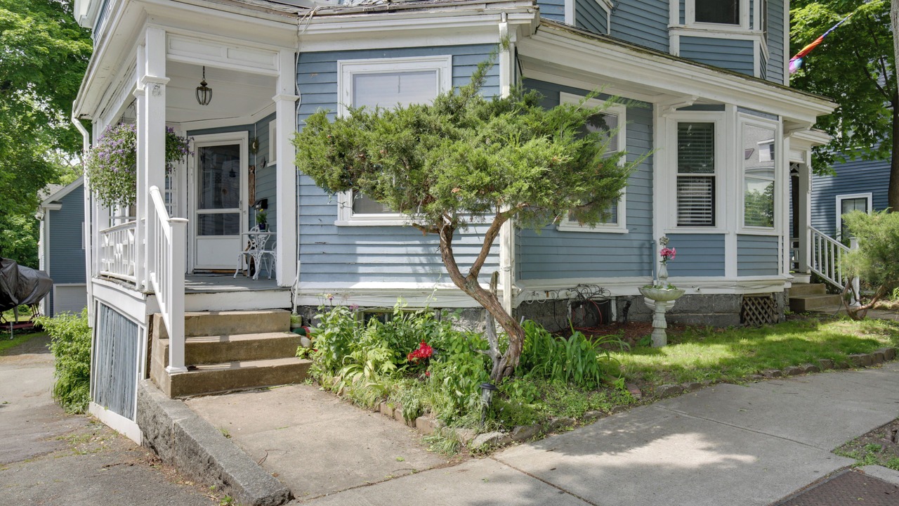 Photo of Outdoor in Beverly