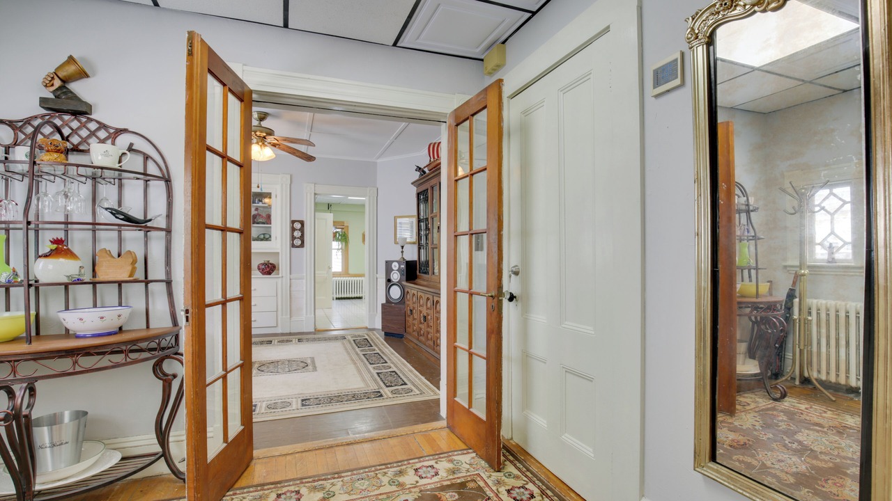 Photo of Others in Beverly