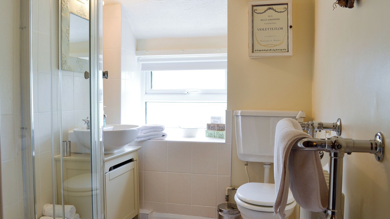 Photo of Bedroom in Llandegla