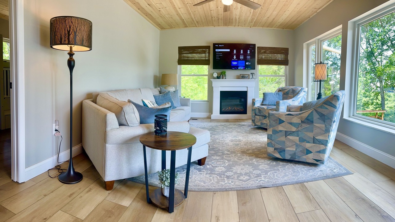 Photo of Livingroom in Dandridge