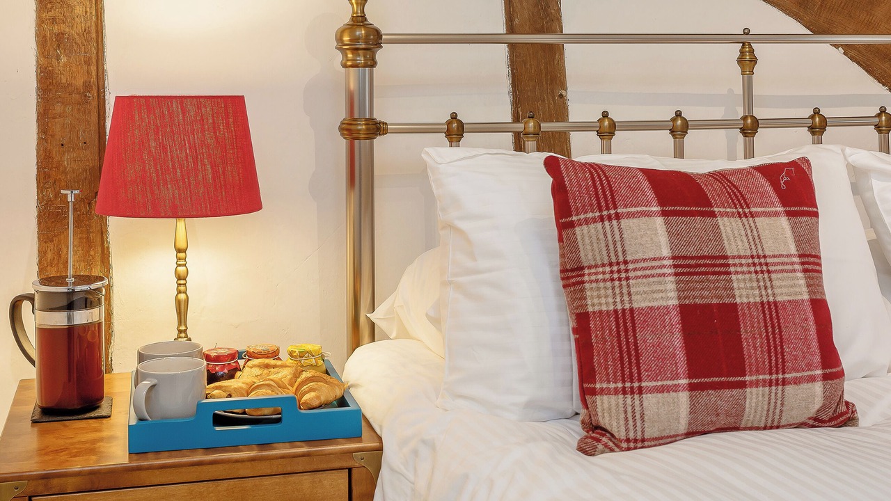 Photo of Others in Lingfield