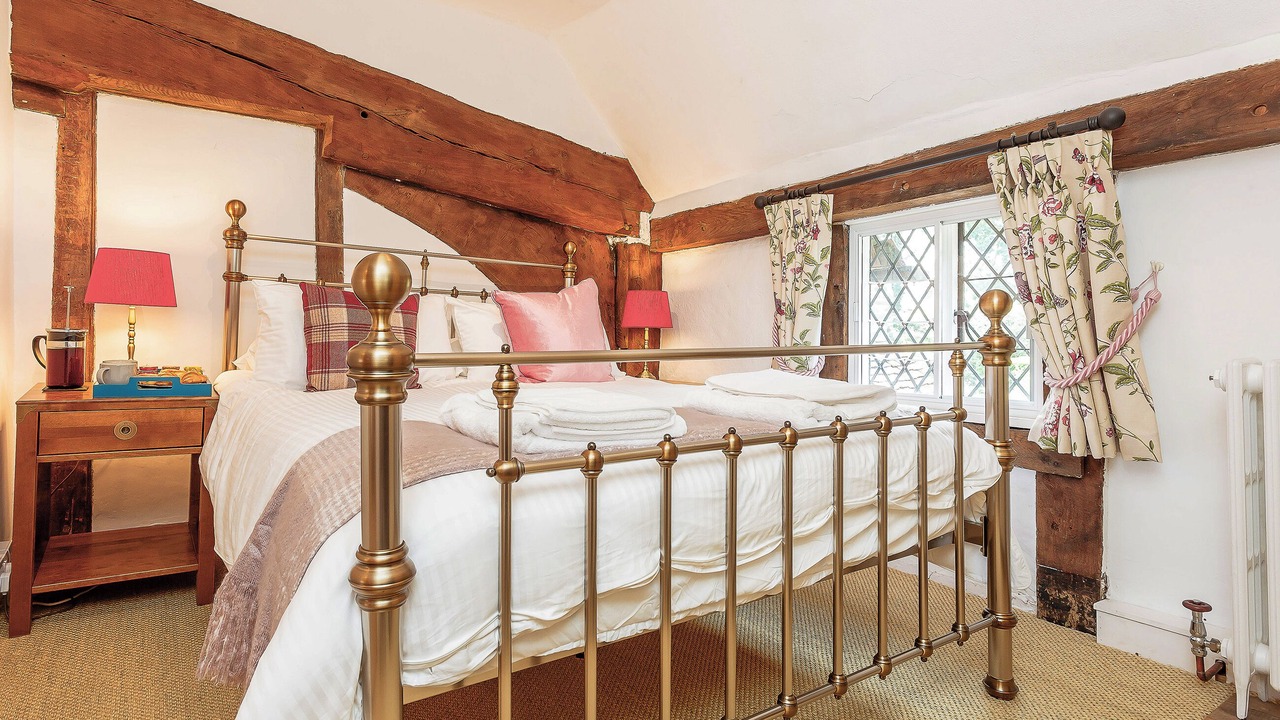 Photo of Others in Lingfield