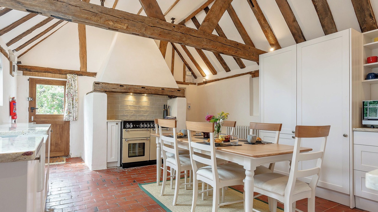 Photo of Others in Lingfield