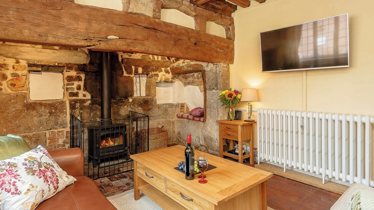 Photo of Bedroom in Lingfield