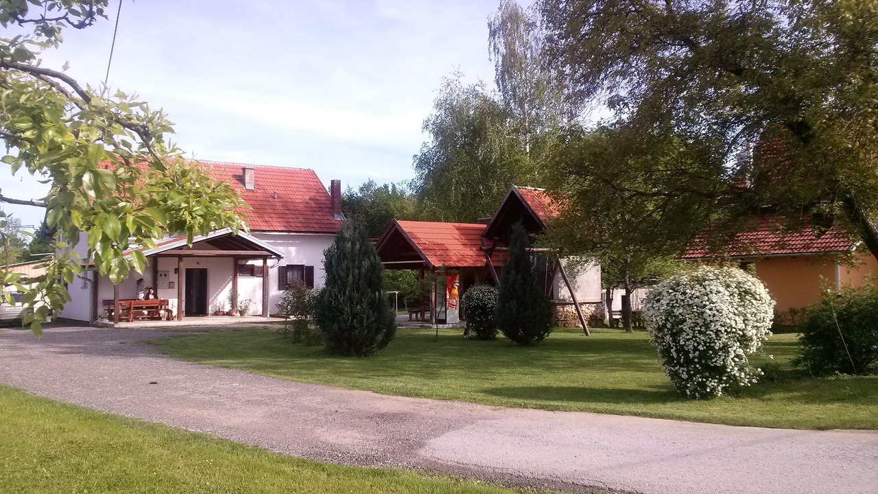 Photo of Outdoor in Catrnja