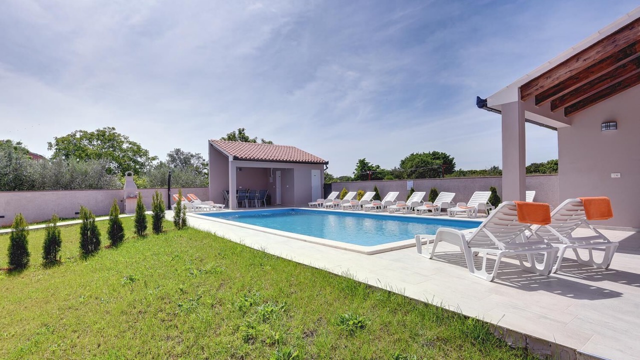 Photo of Outdoor in Valtura