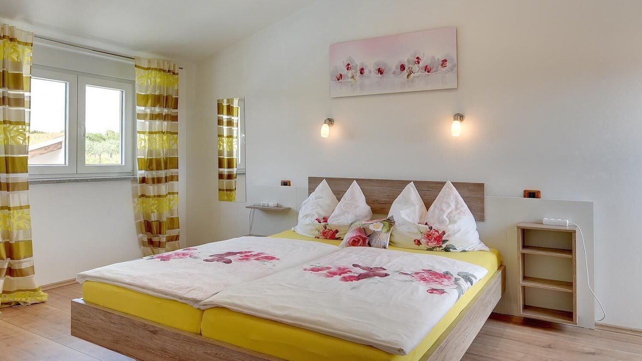 Photo of Bedroom in Valtura