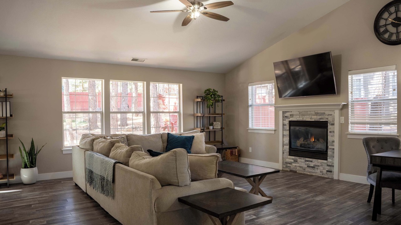 Photo of Livingroom in Flagstaff