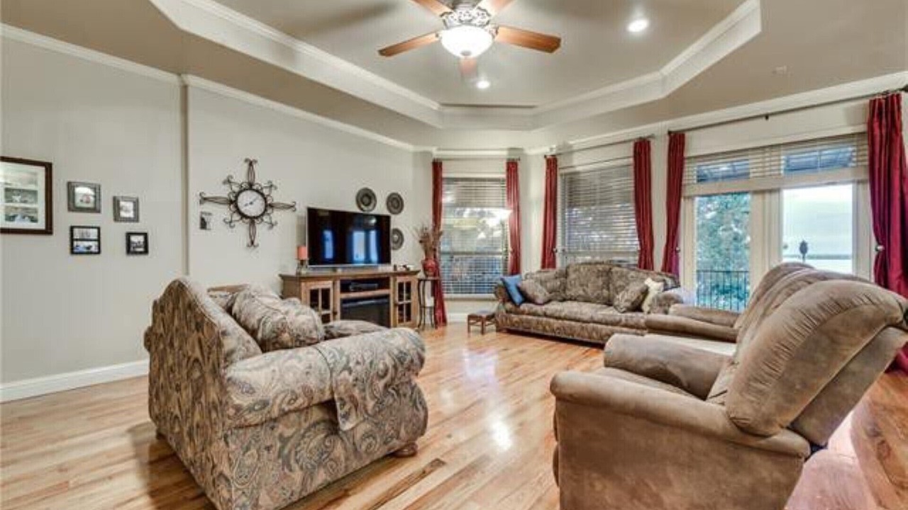 Photo of Livingroom in Runaway Bay