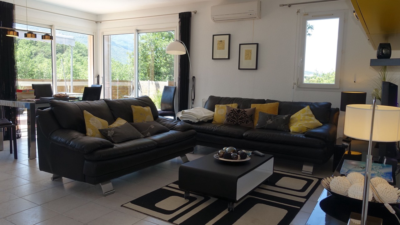 Photo of Livingroom in Laroque-des-Alberes