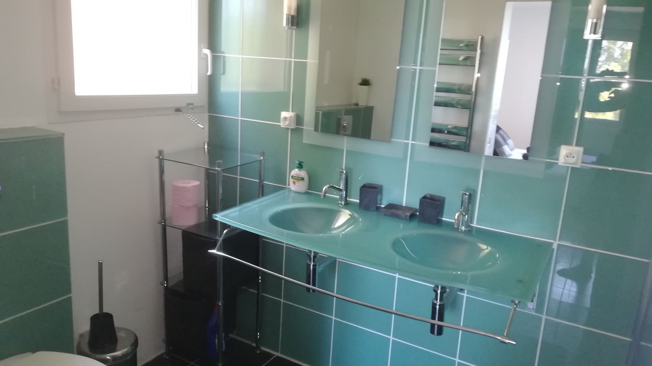 Photo of Bathroom in Laroque-des-Alberes