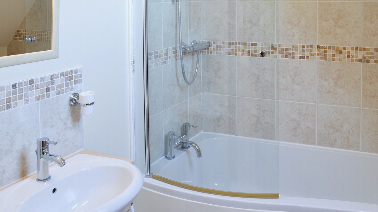 Photo of Bathroom in Stalham