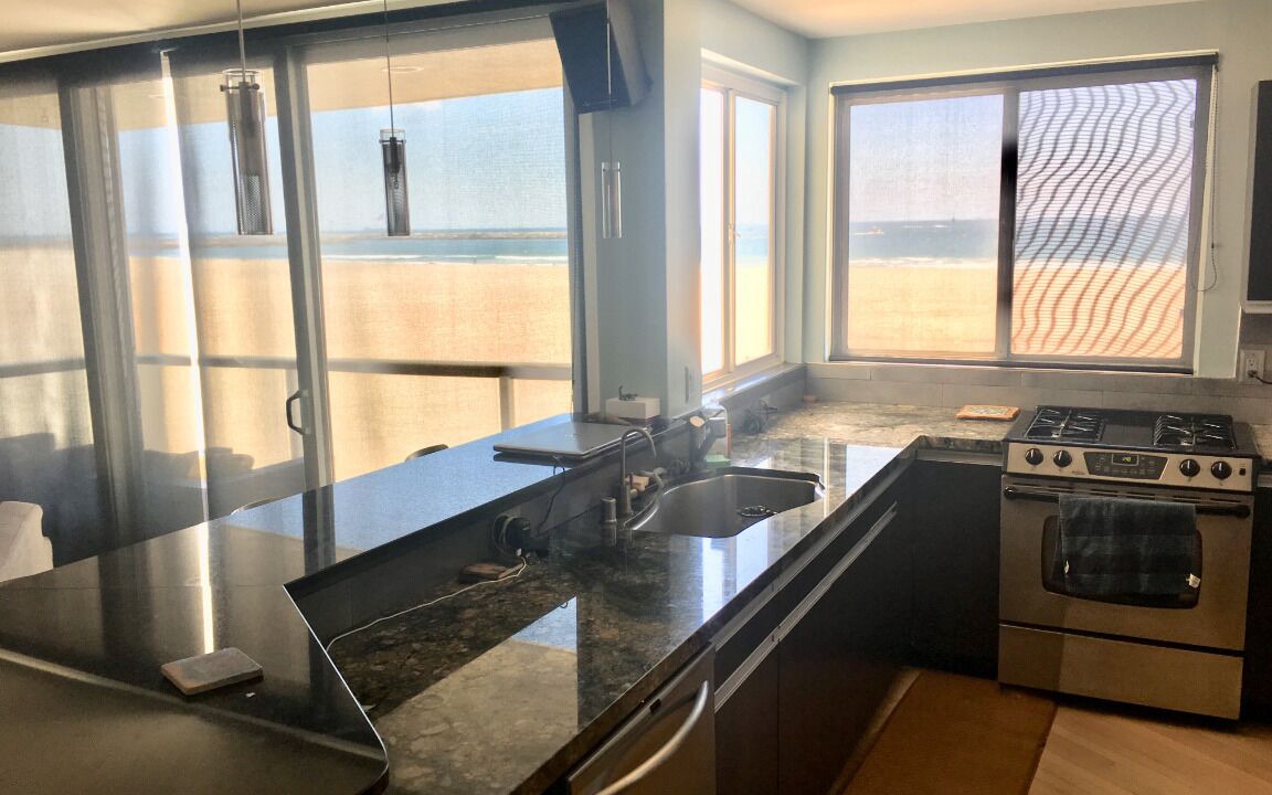 Photo of Kitchen in Marina Peninsula