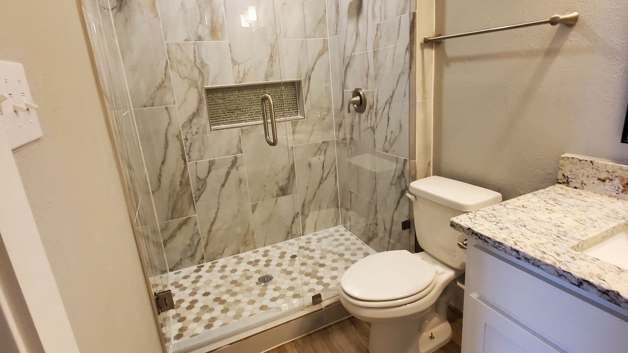 Photo of Bathroom in DeSoto