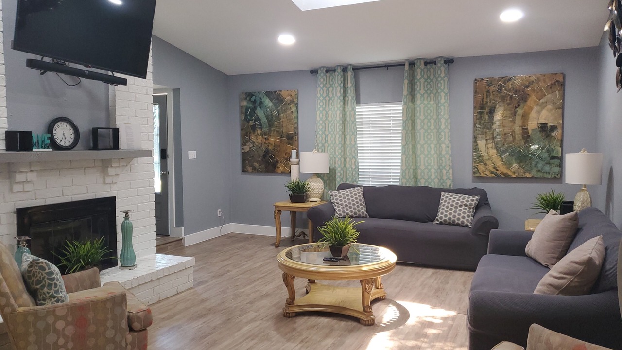 Photo of Livingroom in DeSoto