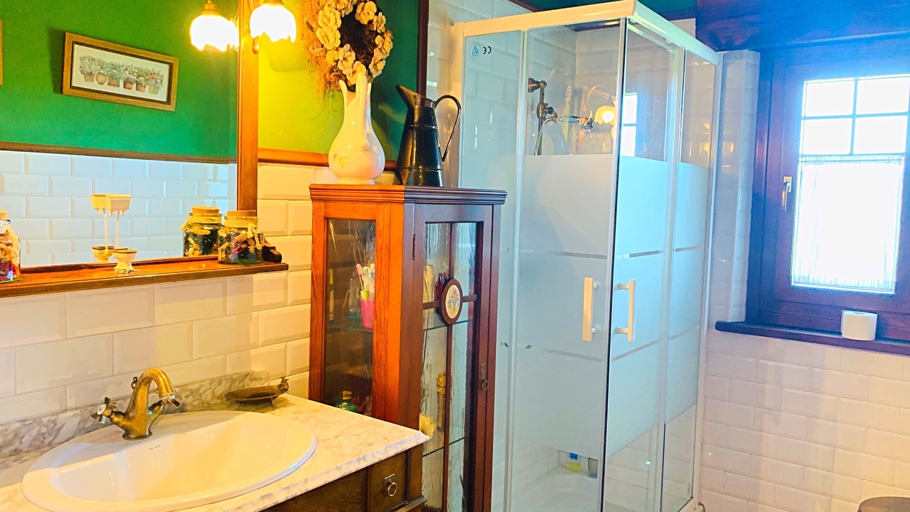 Photo of Bathroom in Liencres