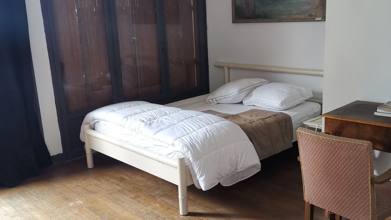 Photo of Bedroom in Velles