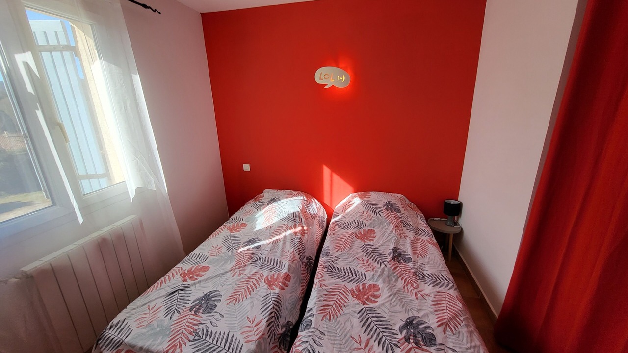Photo of Bedroom in Malaucene