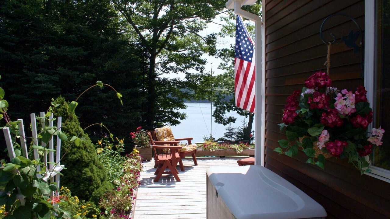 Photo of Patio Balcony in Deer Isle