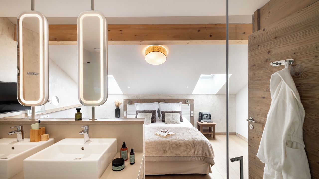 Photo of Bedroom in Meribel Centre