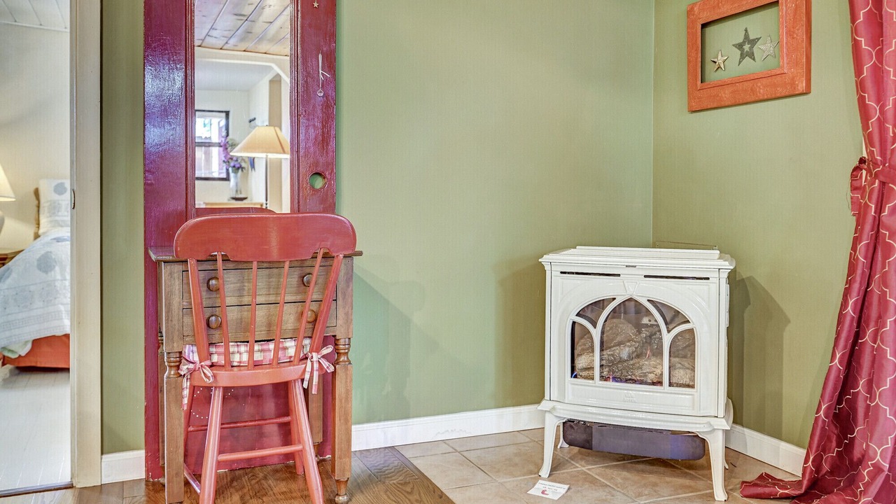 Photo of Livingroom in Murphys