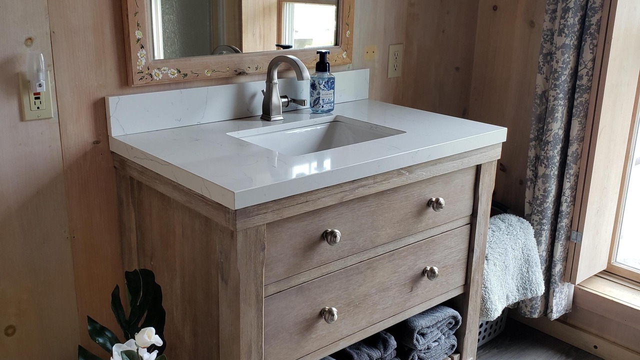Photo of Bathroom in Sturgeon Bay