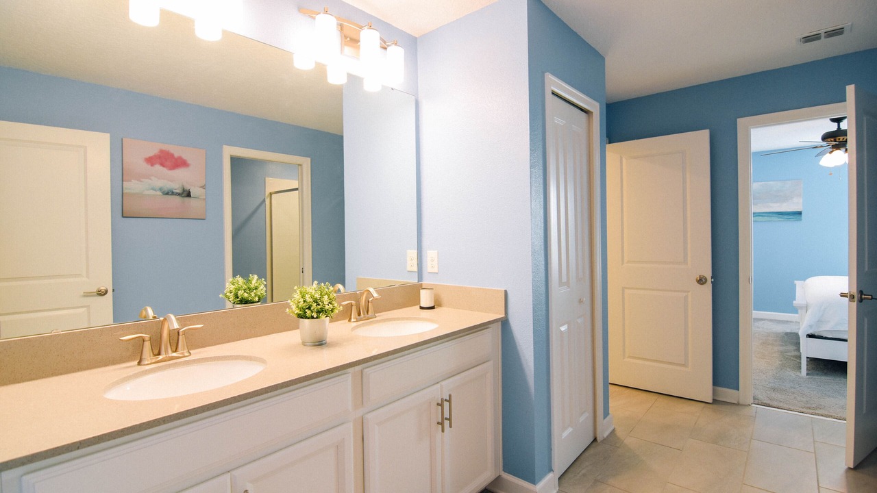 Photo of Bathroom in Davenport
