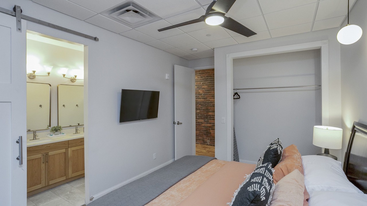 Photo of Bedroom in Downtown Nashville