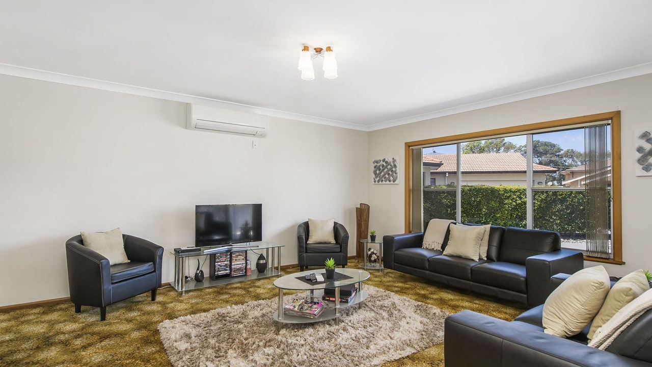 Photo of Livingroom in North Haven