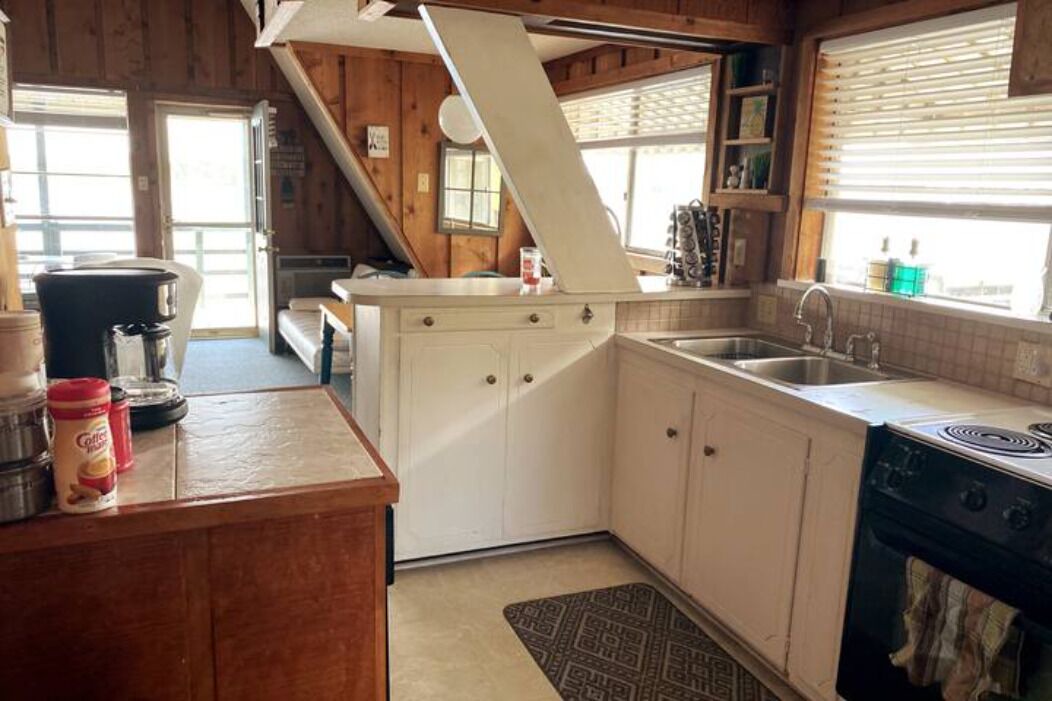 Photo of Kitchen in Oscar