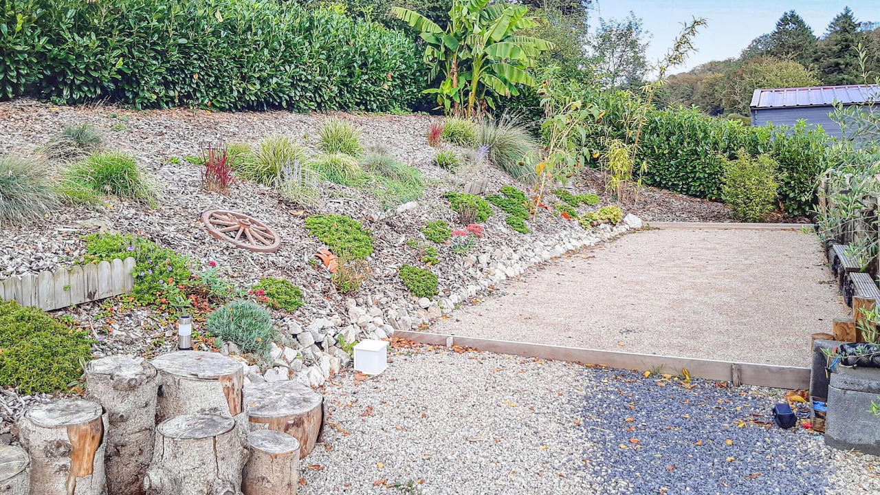 Photo of Others in Alette