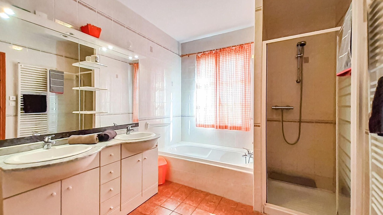 Photo of Bathroom in Alette