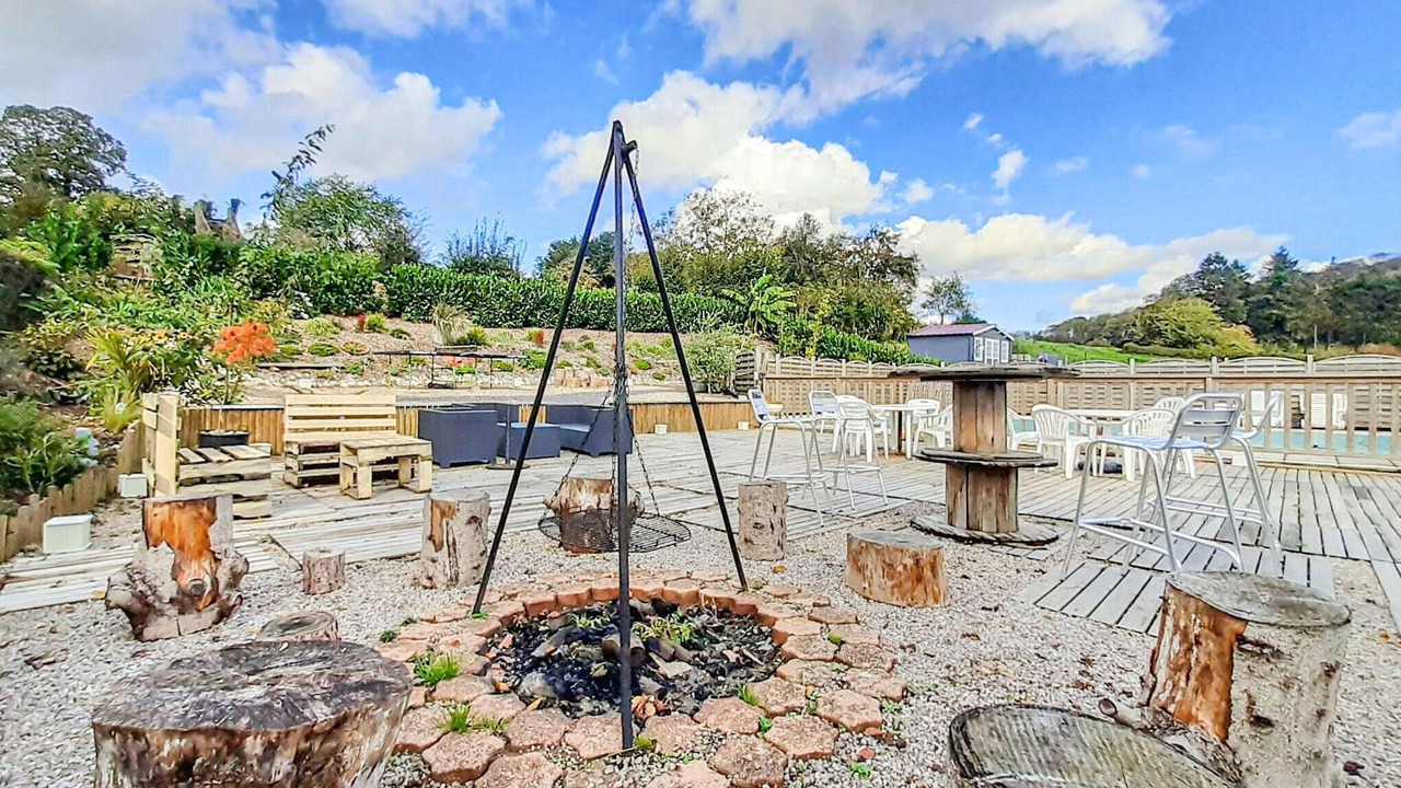 Photo of Others in Alette