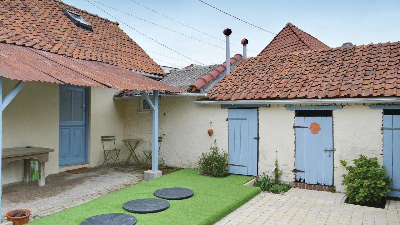 Photo of Others in Grigny