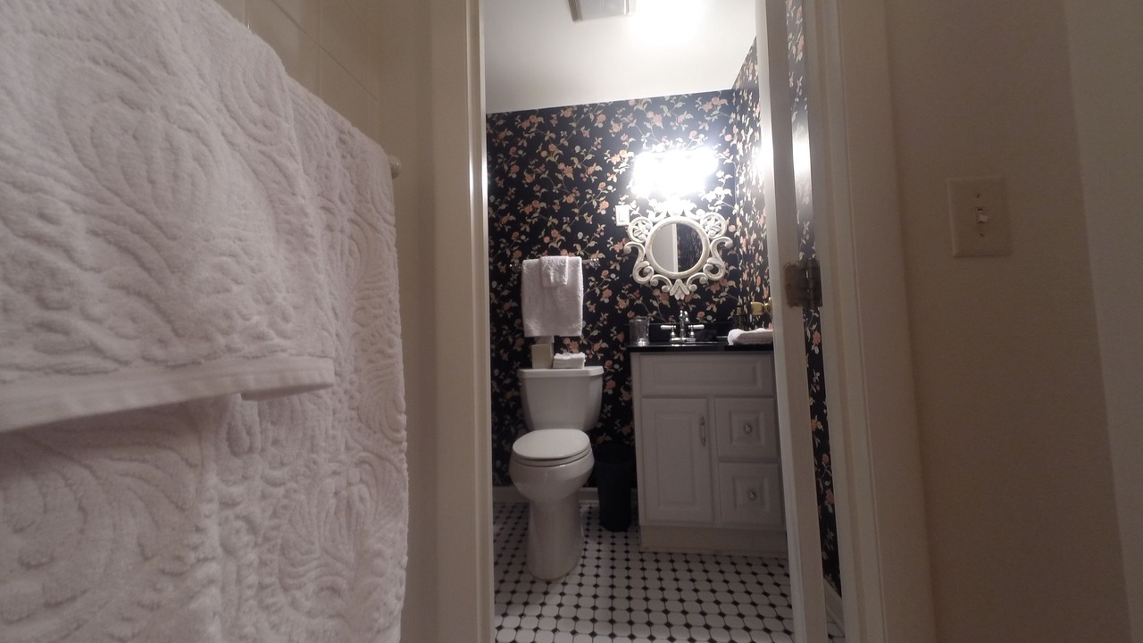Photo of Bathroom in Near Northwest