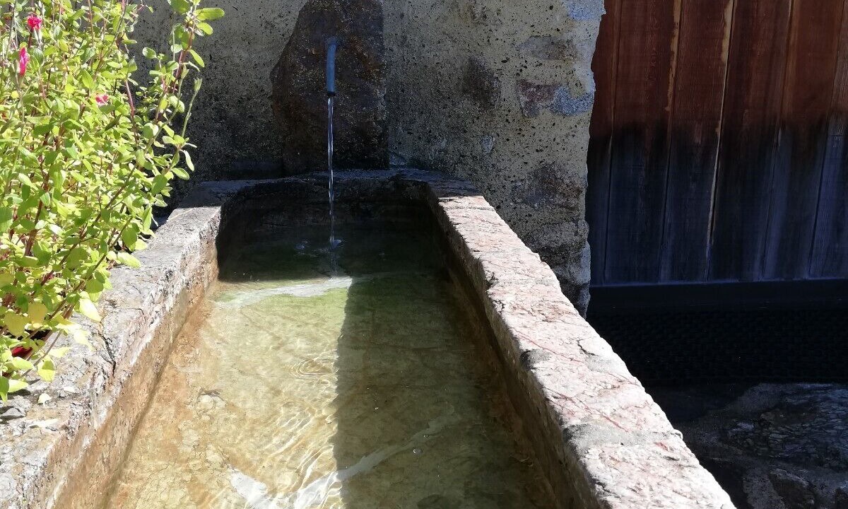 Photo of Outdoor in Campan