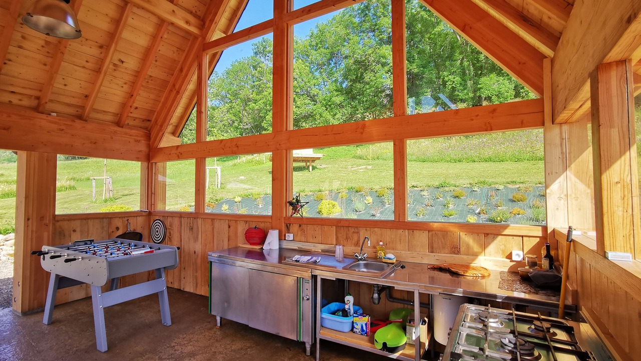 Photo of Kitchen in Campan