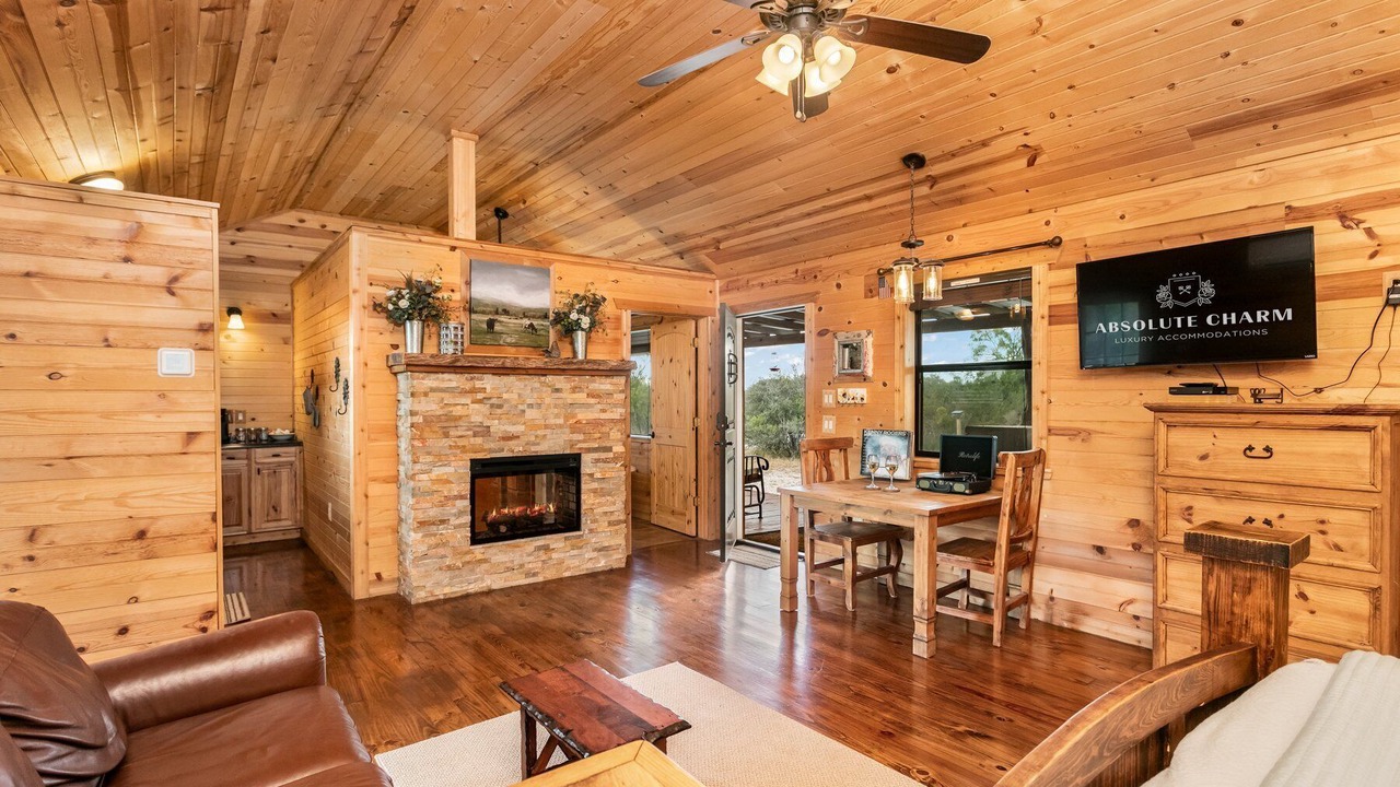 Photo of Livingroom in Llano