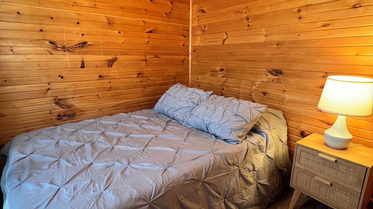Photo of Bedroom in Wasaga Beach