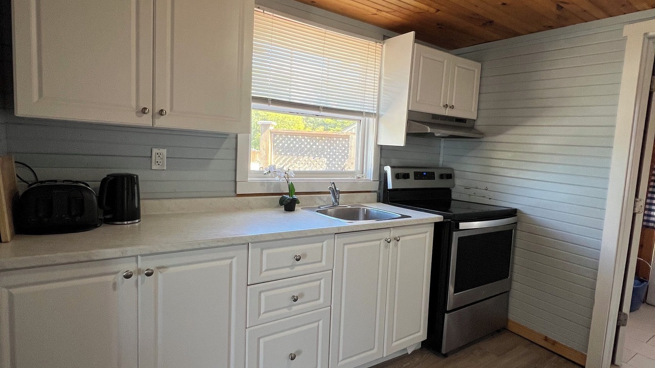Photo of Kitchen in Wasaga Beach